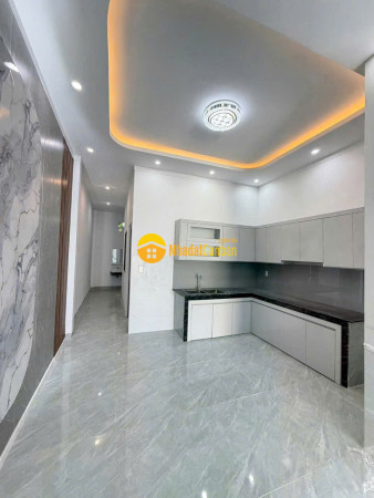 9238021_ZCb8djoQOU_1778829748.jpg