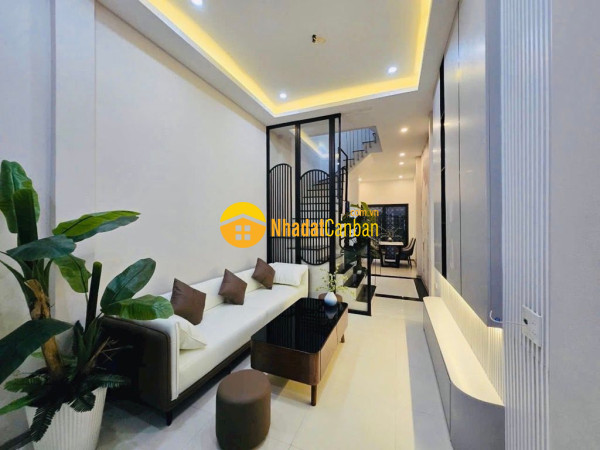 m_AIZaR289BK_1779074764.jpg