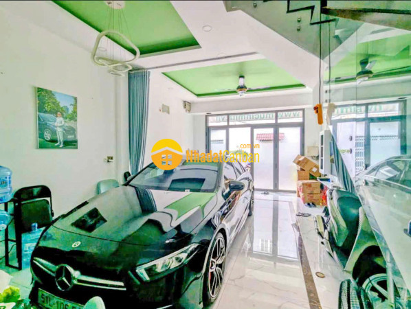 9238389_0heU1fDdSv_1779152235.jpg