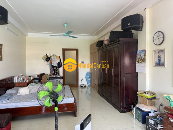 9238670_QRL4UNdh91_1779293320.jpg