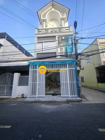 m_PxvkuHOiUI_1779459099.jpg