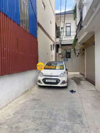 m_ClUW3Nbdi8_1779553494.jpg