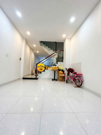 m_gwD6BiCPsu_1779853073.jpg
