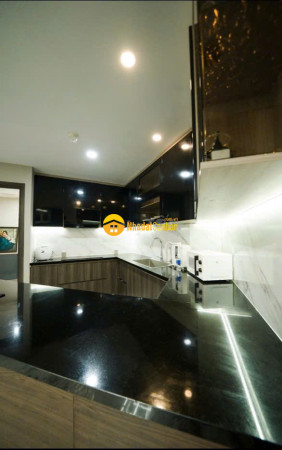 9239572_M9sZ7JPy5U_1780096418.jpg