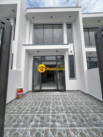 9239911_w3gDcIyPeJ_1780452521.jpg