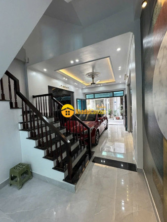 9240268_3ThmDd4jpe_1780757913.jpg