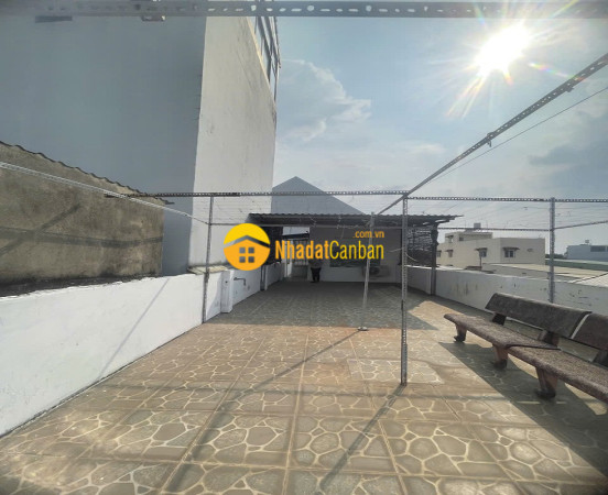 9240329_MKDpvOETsQ_1780840499.jpg
