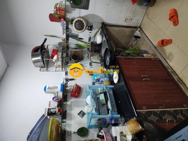 9240567_ux2yJmbkrY_1781076628.jpg