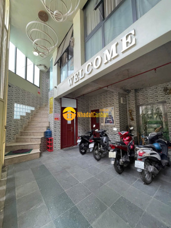 m_EZAc1jKp9o_1781061005.jpg