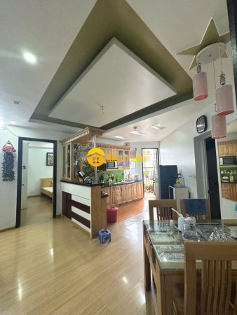 m_SE4ZpQXaJw_1781841201.jpg