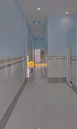 9241384_vPUht6oMkQ_1781940101.jpg