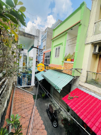9241516_nmGCYjk6eE_1782095461.jpg