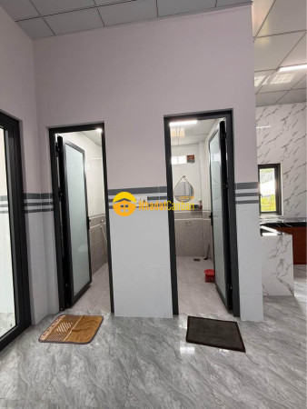 9242392_HkiUCshAvm_1782869476.jpg
