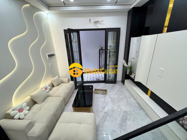 m_aQjdesY2rf_1782915626.jpg