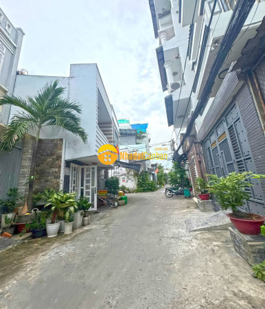 9242935_Cx3ZljOpcM_1783415758.jpg
