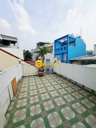 9243516_5XQ4uDG67x_1784000352.jpg