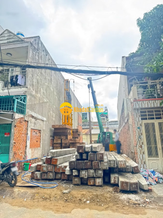 m_AxPlOq7SzE_1785554081.jpg