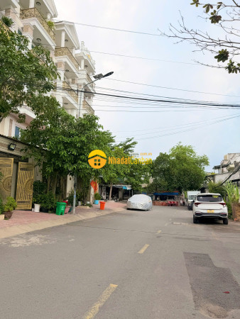 9245257_EjRUwOY5Hf_1785725726.jpg