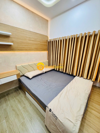 9245781_hKmneJClFq_1786295070.jpg