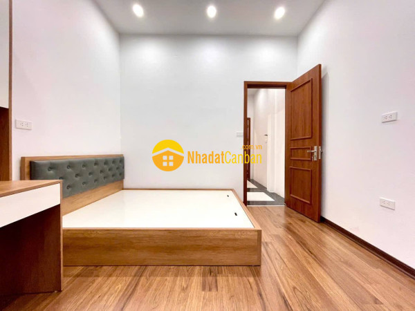9245869_hiUDdaJAKI_1786416793.jpg