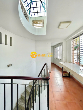 9246069_teW2lXYzf9_1786587747.jpg