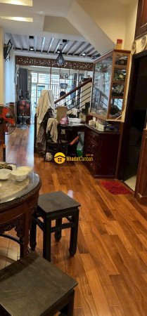 9246109_DZ5L3EHycU_1786604825.jpg