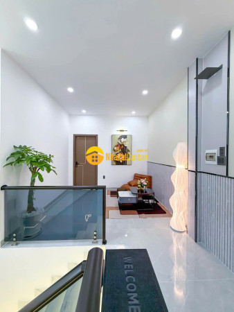 9246434_MQDXemhxSp_1786933909.jpg