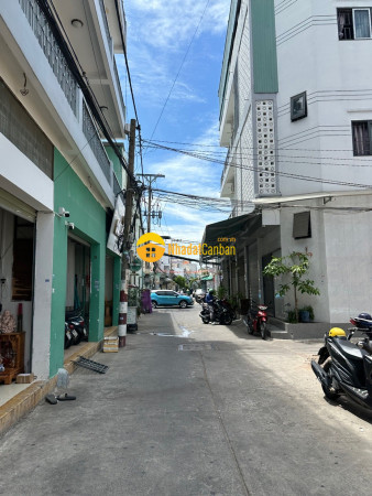 9246608_JIWAdFNoK3_1787056658.jpg