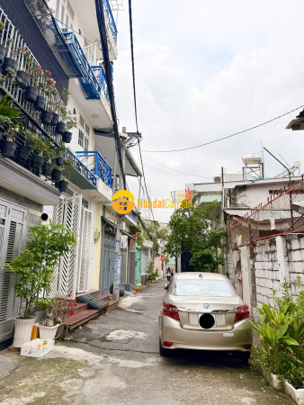 9246703_wHdZC8KuTA_1787188261.jpg