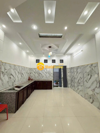 9246802_JyXUIPSYh8_1787281614.jpg