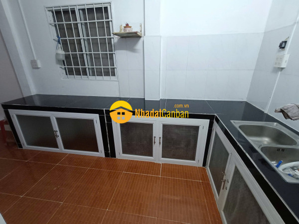 9246822_PbB5dQSLNR_1787295370.jpg