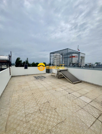9246914_0OK6wiF2fZ_1787419563.jpg