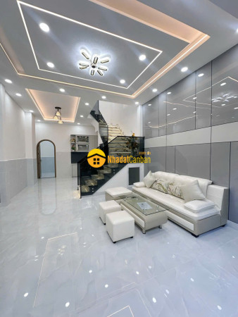 m_sKG1JZF8BN_1788070377.jpg