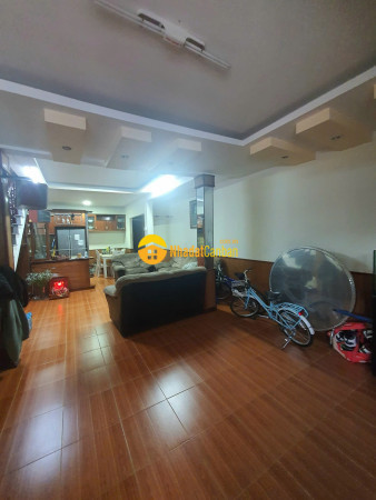 m_NWZUuaAp8b_1788172931.jpg