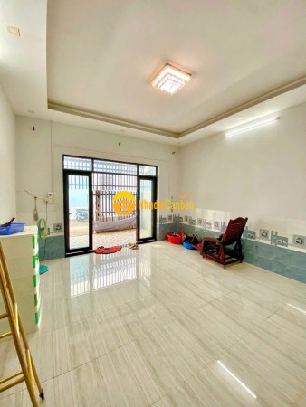9247469_wTvl4hHe7f_1788338230.jpg
