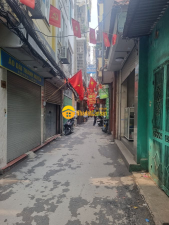 9248610_EnPkyAHBIu_1789784616.jpeg