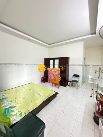 9248646_i2OIBvuxEP_1789811307.jpg