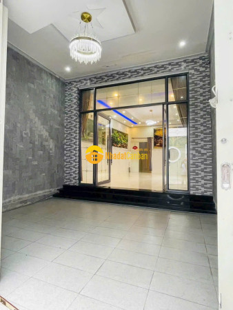 m_tfIUTOzlW5_1790749953.jpg