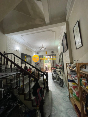 9250199_IAh6EXi8Q7_1791882048.jpg