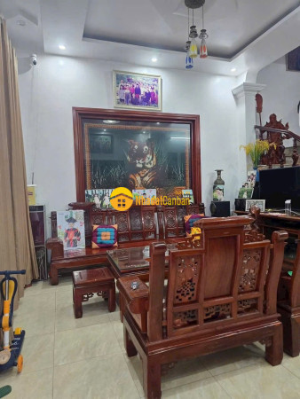 m_HZ9GaJKiCW_1792074558.jpg