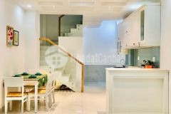 Cần bán nhà hồ biểu chánh p11. quận phú nhuận