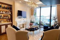 Bán căn hộ cao cấp royal city nguyễn trãi. vượng phát 107 m2. mặt t iền.6 m. giá 4.2 tỷ