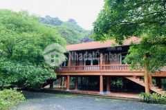 Bán biệt thự lâm sơn, lương sơn, dt sổ 2300m2 thực tế gần 1ha