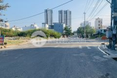 Bán đất có nhà cấp 4 phường vĩnh hòa, đường lớn ra biển