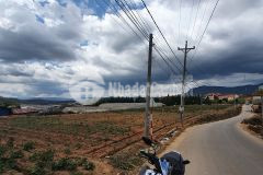 Cần bán nền đất mặt tiền đường nhựa, bằng phẳng, thế đất bằng đường, cực kì thích hợp làm kho xưởng,