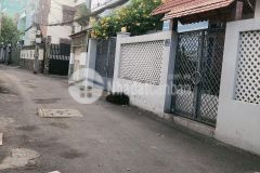 Bán nhà chính chủ trường sa phường 13 phú nhuận.