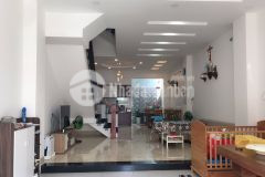 Ban nha đẹp hướng đông nam 3 tầng kđt vcn phuoc long