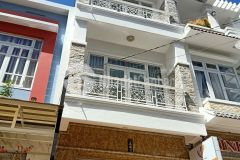 Nhà mặt phố bố làm to nhà lầu xe hơi 10 phòng ngay trung tâm phường 2 giá tốt chỉ 11 tỷ