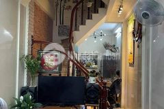 Bán nhà phố 83, 10m mặt phố, ô tô đỗ cửa, 4 ngủ, tặng nội thất.