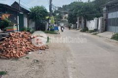 Bán đất tặng nhà mặt tiền đường ngô đến tp nha trang. dt 113m². giá bán 2.3 tỷ